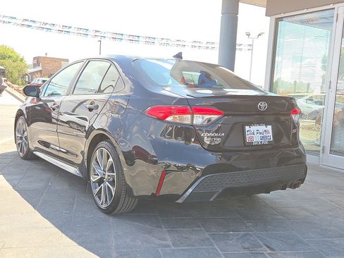 Used 2021 Toyota Corolla SE image 4