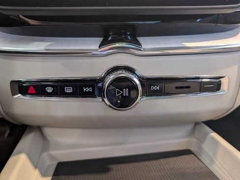 New 2026 Volvo XC60 T8 Ultra w/ Protection Package Premier AWD/4WD image 20
