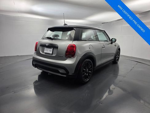 Used 2024 MINI Cooper 2-Door Hardtop FWD image 4