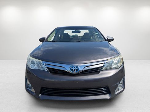 Used 2014 Toyota Camry XLE image 2