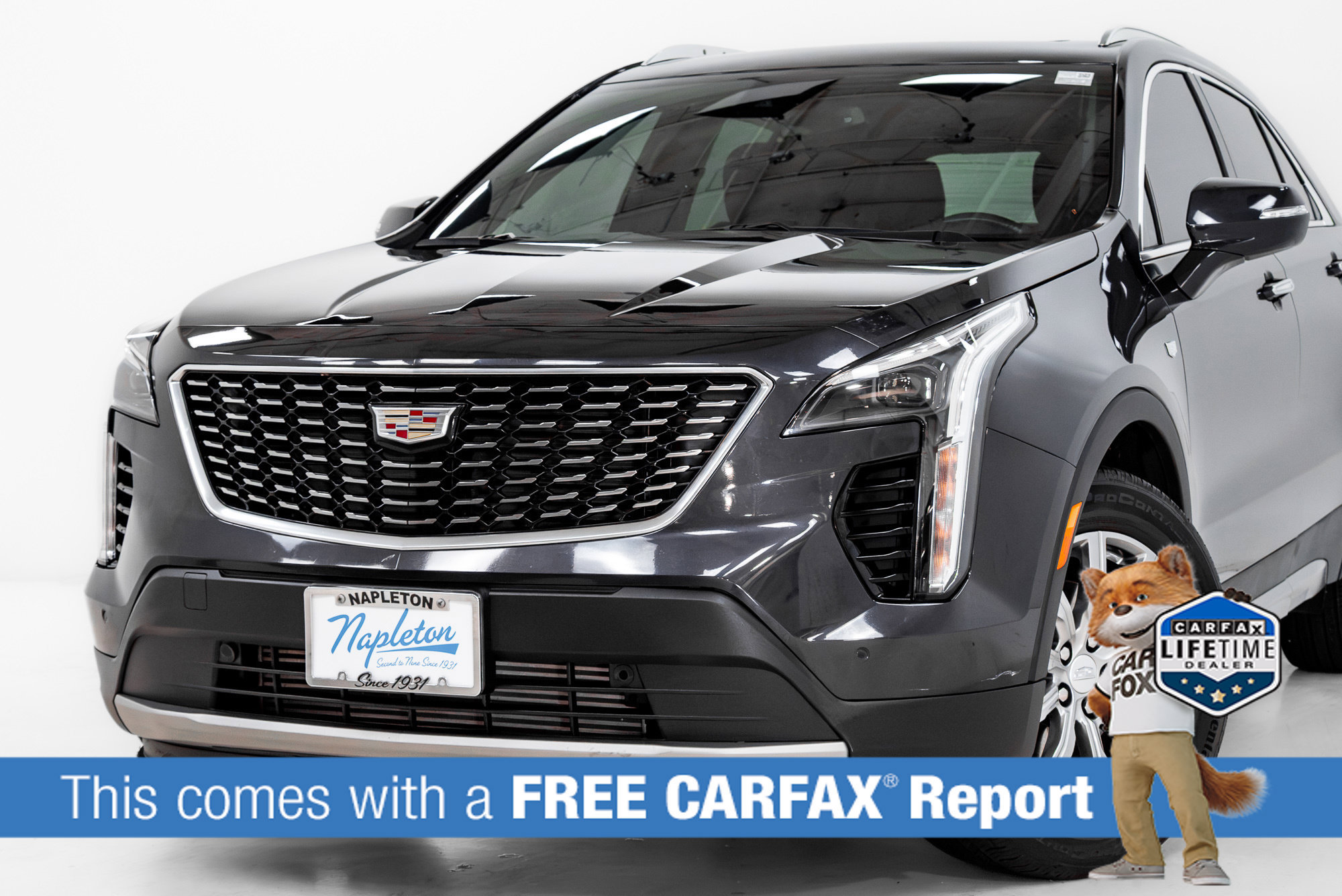 Used 2023 Cadillac XT4 Premium Luxury FWD image 2