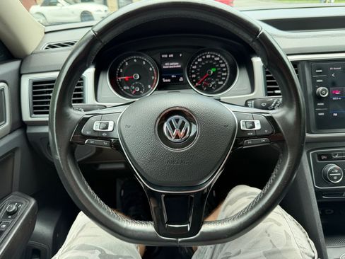 Used 2019 Volkswagen Atlas SE w/ Panoramic Sunroof Package AWD/4WD image 23