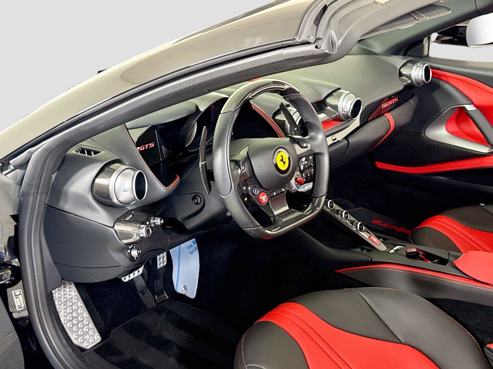 Used 2021 Ferrari 812 GTS RWD image 14