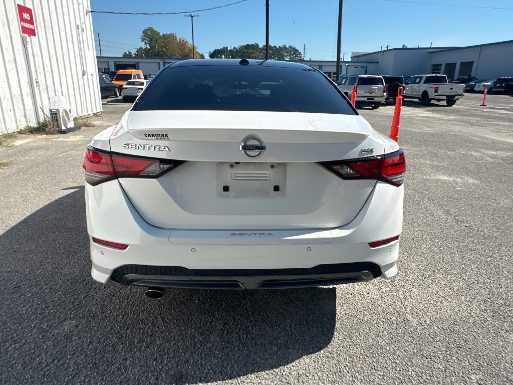 Used 2022 Nissan Sentra SR w/ Lighting Package FWD image 7