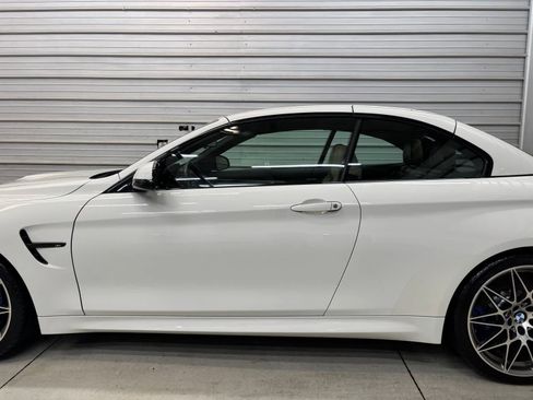 Used 2016 BMW M4 Convertible RWD image 10