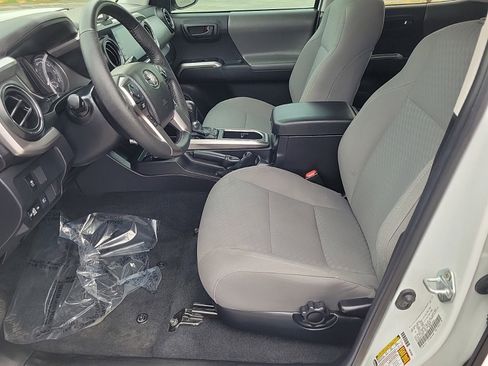 Used 2023 Toyota Tacoma SR image 10