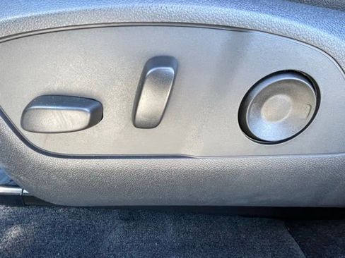 New 2026 Chevrolet Equinox EV LT w/ LPO, Tech Bronze Package FWD image 18