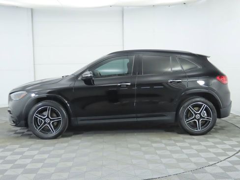 Certified 2025 Mercedes-Benz GLA 250 image 8