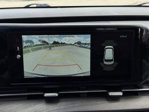 Used 2024 Kia Carnival EX FWD image 15