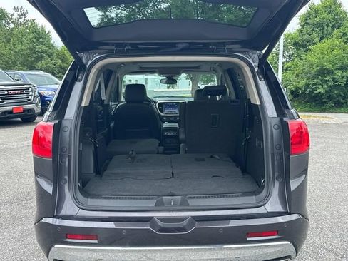 Used 2019 GMC Acadia Denali w/ Technology Package AWD/4WD image 9