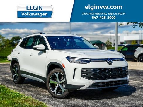 New 2025 Volkswagen Tiguan SE image 1