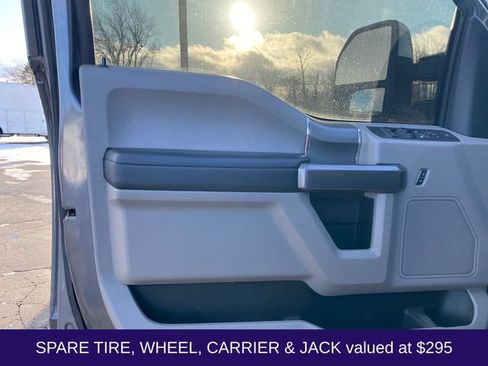 Used 2022 Ford F350 XLT w/ XLT Premium Package image 8