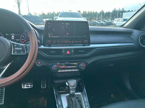 Used 2022 Kia Forte GT-Line w/ GT-Line Premium Package image 25