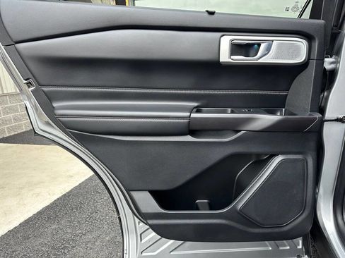 Used 2020 Ford Explorer ST w/ Premium Technology Package image 11