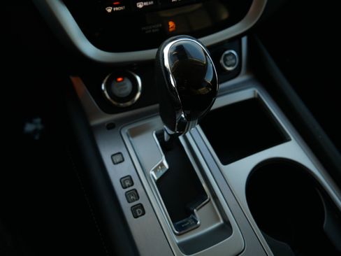 Used 2024 Nissan Murano SV image 24