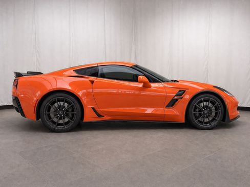 Used 2019 Chevrolet Corvette Grand Sport RWD image 8