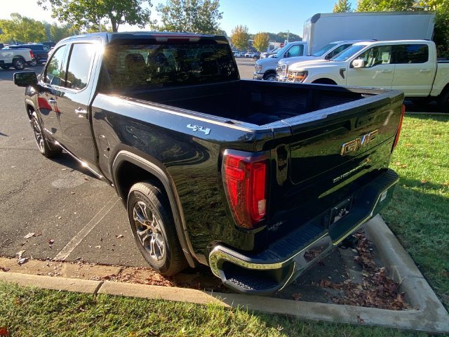 Used 2025 GMC Sierra 1500 SLT AWD/4WD image 31