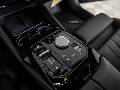 Used 2024 BMW 530i w/ M Sport Package RWD image 33