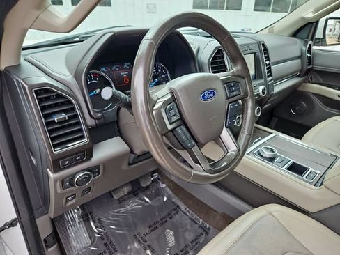 Used 2021 Ford Expedition Limited RWD image 11