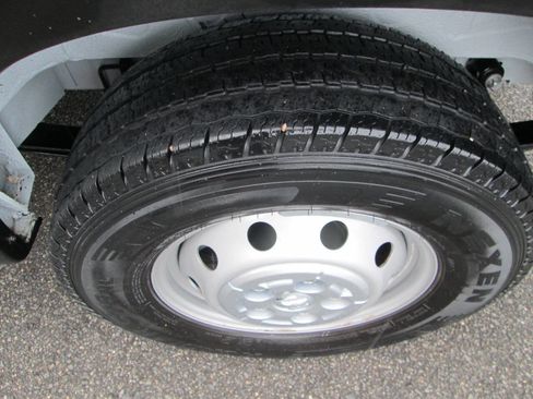 Used 2023 RAM ProMaster 2500 image 17