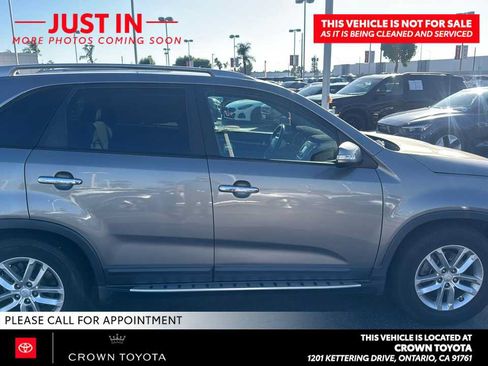 Used 2015 Kia Sorento LX FWD image 3