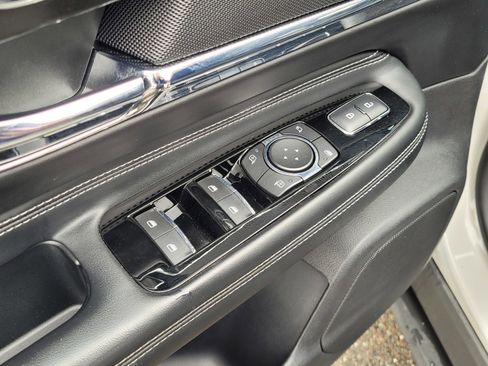 Certified 2022 Lincoln Corsair Grand Touring w/ Elements Technology Bundle image 16