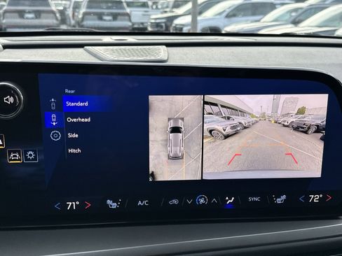 New 2025 Chevrolet Traverse LT w/ Enhanced Driving Package image 19