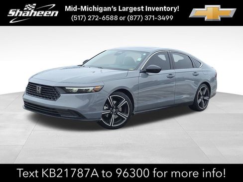 Used 2025 Honda Accord Sport image 1