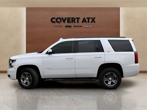 Used 2019 Chevrolet Tahoe LT w/ Luxury Package image 2