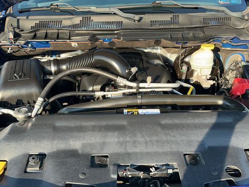 Used 2017 RAM 1500 Express AWD/4WD image 33