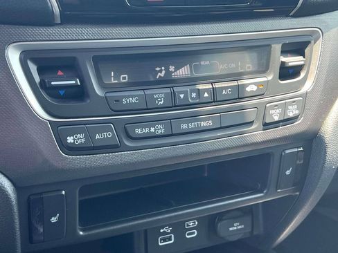 Used 2025 Honda Ridgeline RTL image 33