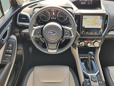 Used 2023 Subaru Forester Limited image 12