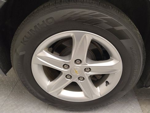Used 2022 Chevrolet Malibu LS FWD image 31