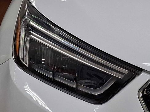 Used 2019 Buick Encore Essence w/ Experience Buick Package image 7