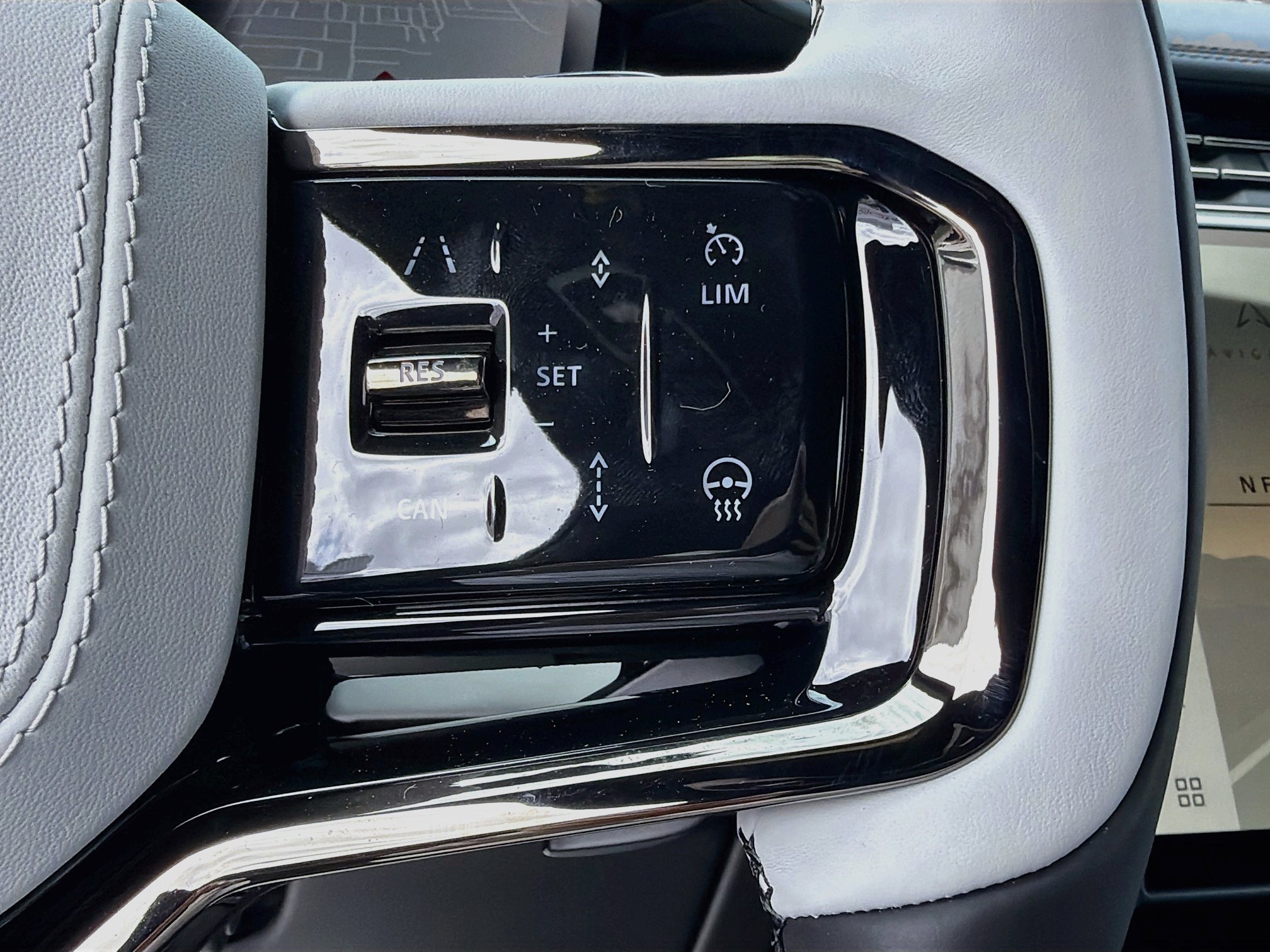 New 2027 Land Rover Range Rover Sport SV AWD/4WD image 38