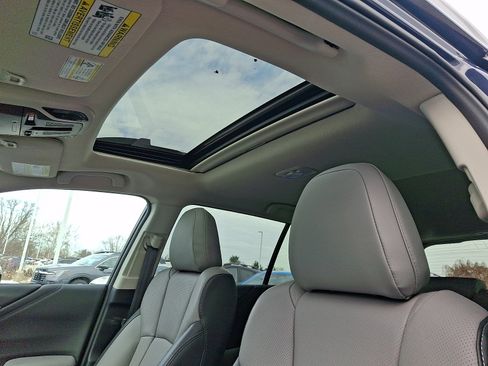 Certified 2025 Subaru Outback Limited image 14