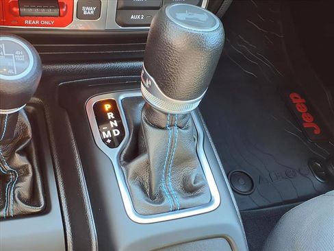 Used 2023 Jeep Wrangler Unlimited Rubicon 4xe w/ Cold Weather Group image 20