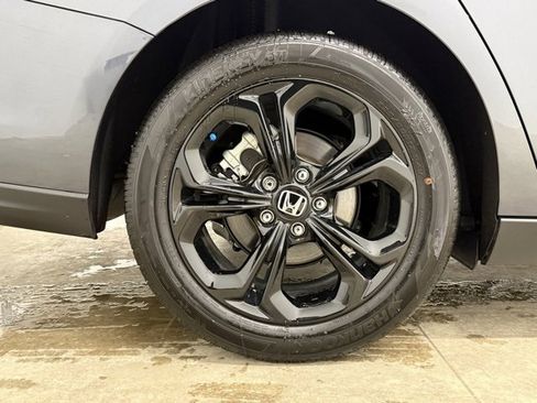 Certified 2025 Honda Accord SE image 11