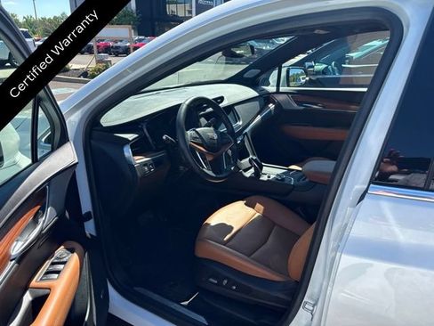 Certified 2024 Cadillac XT5 Premium Luxury AWD/4WD image 8