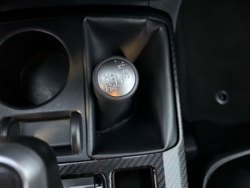 Certified 2024 Toyota 4Runner TRD Off-Road Premium image 28