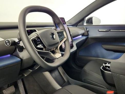 New 2026 Volvo EX30 Plus w/ Climate Package AWD/4WD image 10