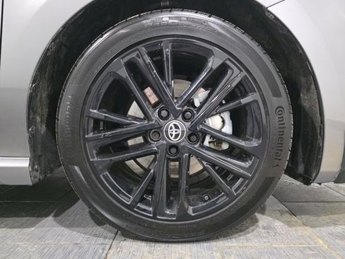 Used 2025 Toyota Camry SE image 25