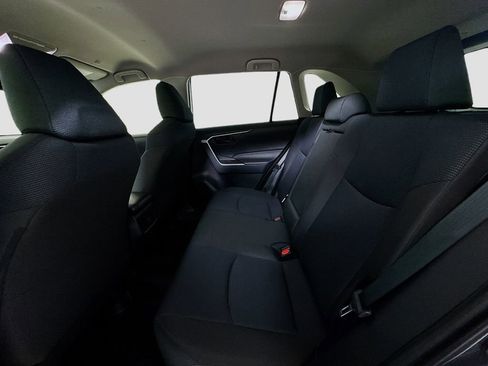 Used 2025 Toyota RAV4 LE AWD/4WD image 16