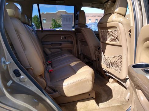 Used 2004 Honda Pilot EX image 18