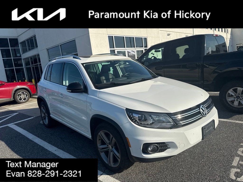 Used 2017 Volkswagen Tiguan Sport FWD image 1