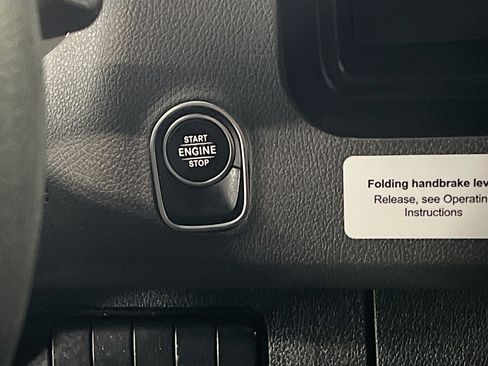 Used 2024 Mercedes-Benz Sprinter 2500 image 23