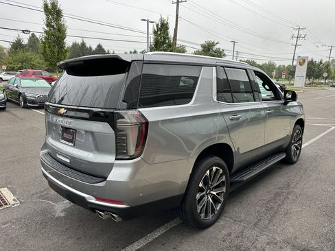 Used 2025 Chevrolet Tahoe High Country AWD/4WD image 20