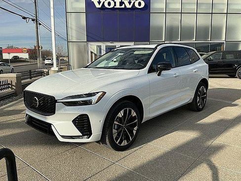 New 2026 Volvo XC60 B5 Plus w/ Climate Package AWD/4WD image 3