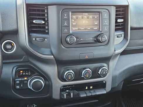 Used 2022 RAM 2500 Tradesman w/ Chrome Appearance Group image 27