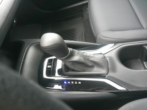 Used 2023 Toyota Corolla LE image 19